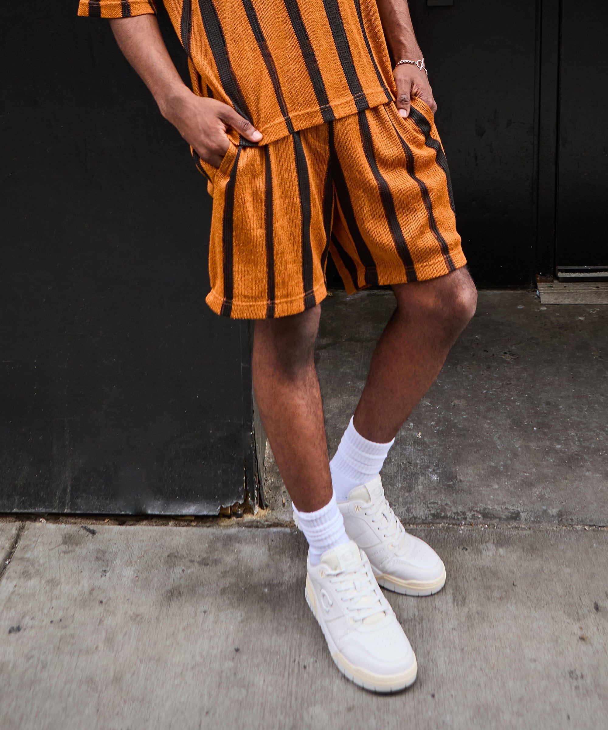 Textured Knit Short - Brown