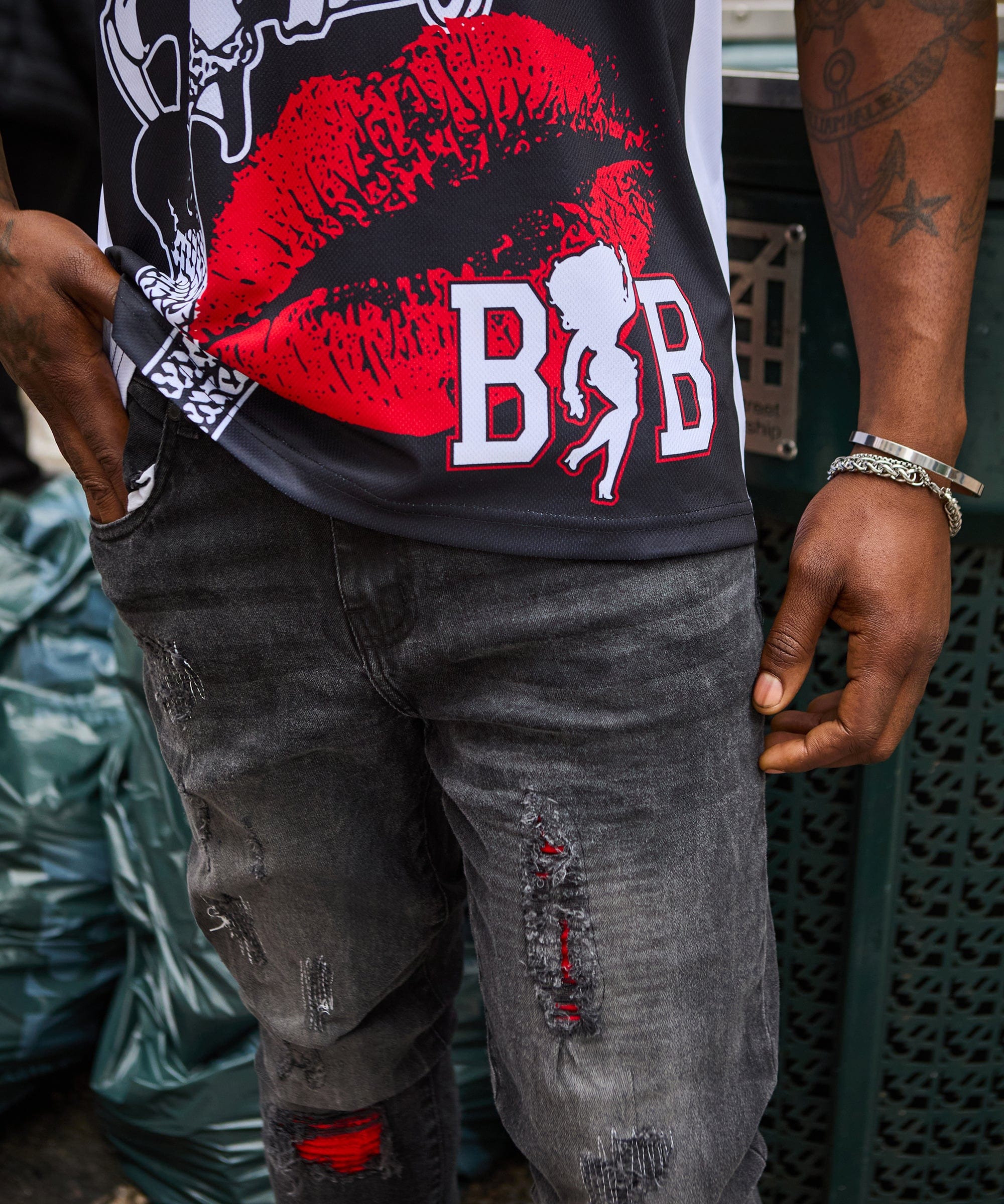 Betty Boop Basketball Jersey - Black