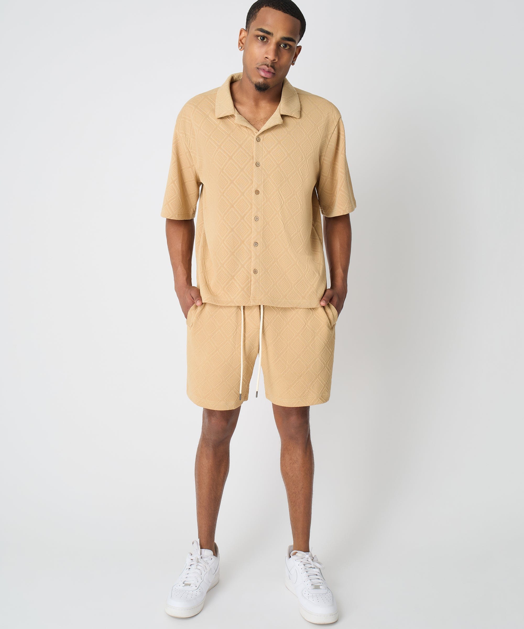 Textured Diamond Knit Short - Beige