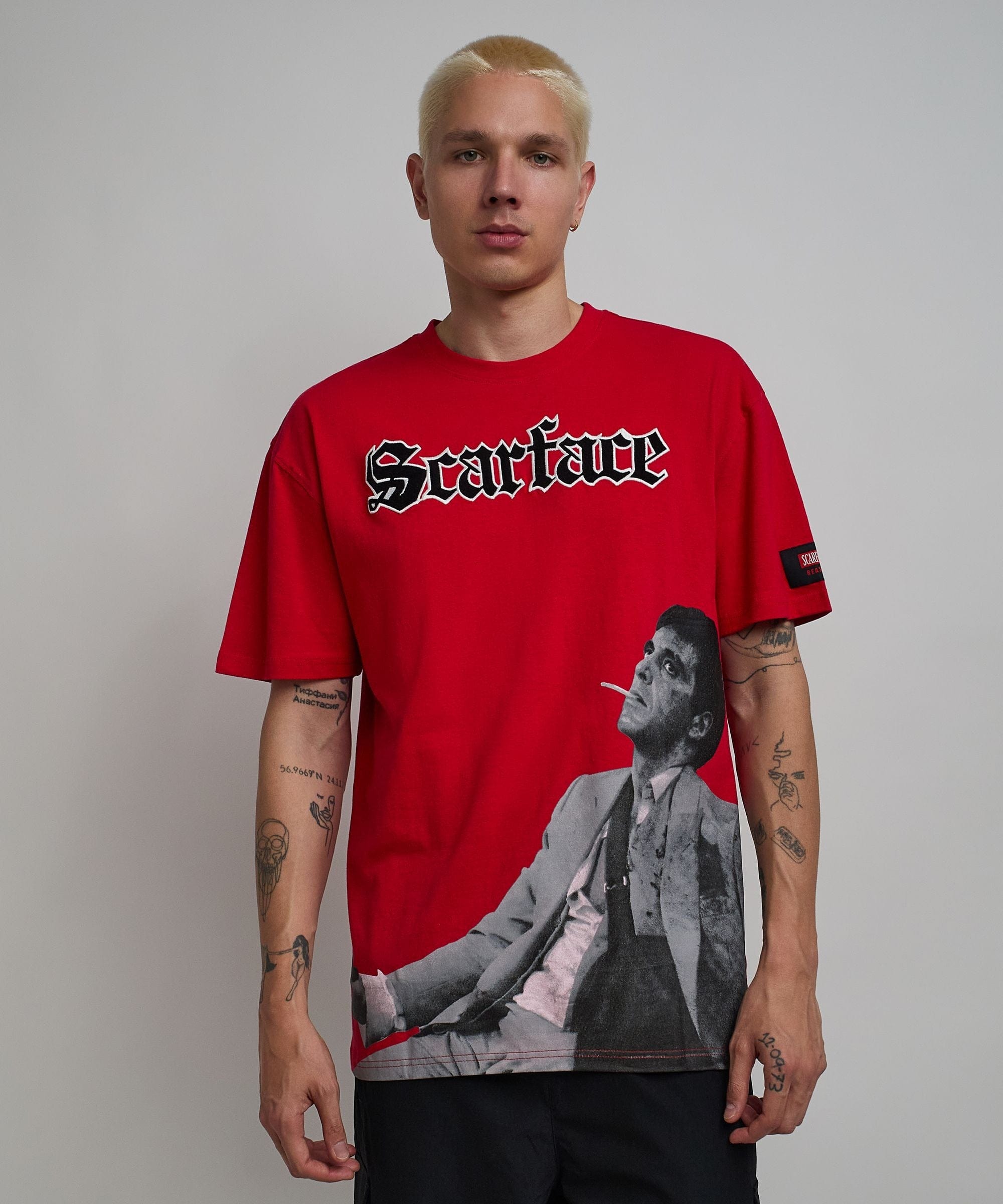 Scarface Old English Short Sleeve Tee - Red
